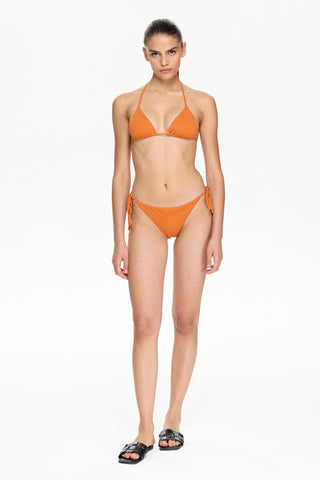 Les Benjamins - BIKINI TOP 007